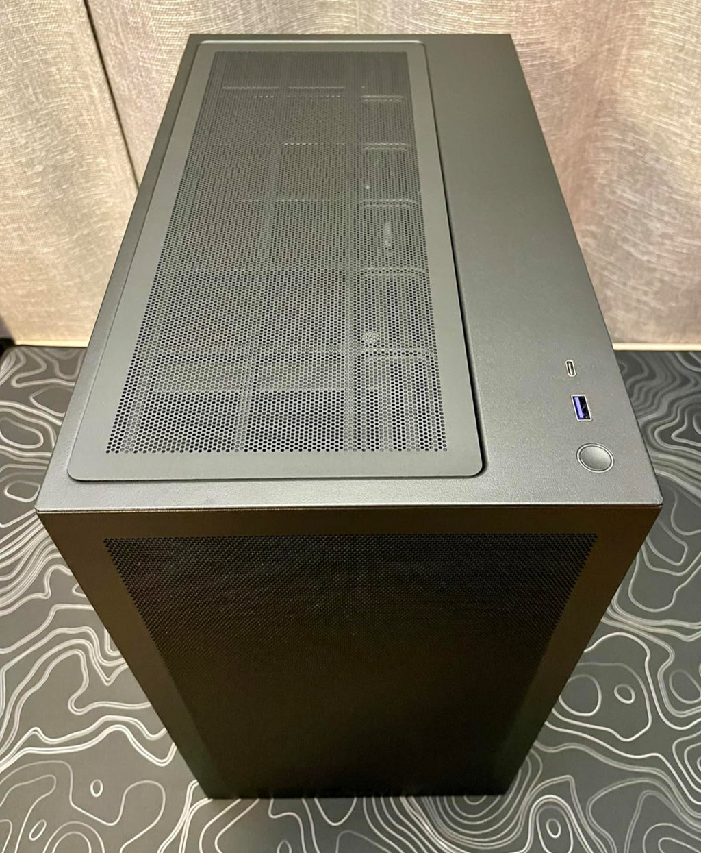 PC Gamer Nova - RTX 5060 Ti FPS Factory